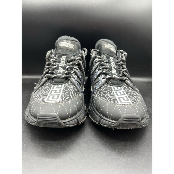 Versace Trigreca Black Men’s Size 9.5 US (42.5 EUR) NO BOX (DSU8094D18TCGD4192) main image 6